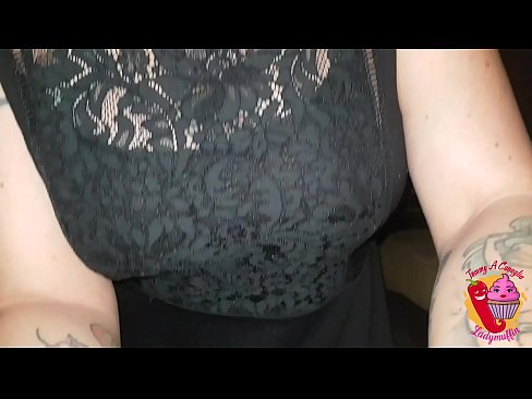 ❤️ سلٹی سوتیلی بہن اسے ایک بلو جاب اور ہسپانوی دیتی ہے۔ مقعد فحش ☑